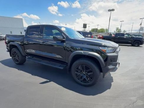 Certified 2024 Chevrolet Colorado Trail Boss w/ Advanced Trailering Package AWD/4WD image 2