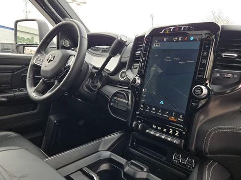 Certified 2024 RAM 2500 Limited image 9