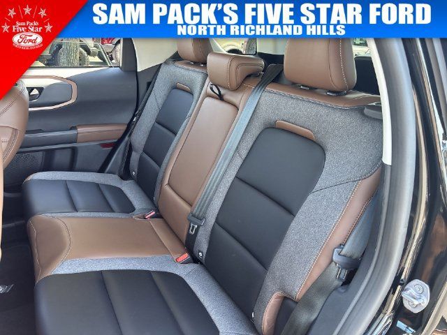 Used 2024 Ford Bronco Sport Outer Banks w/ Tech Package AWD/4WD image 31