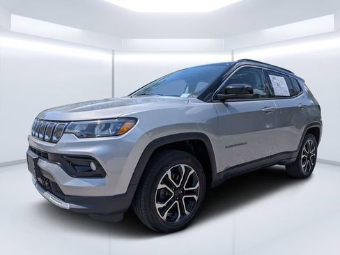 Used 2022 Jeep Compass Limited w/ Sun and Sound Group AWD/4WD image 7