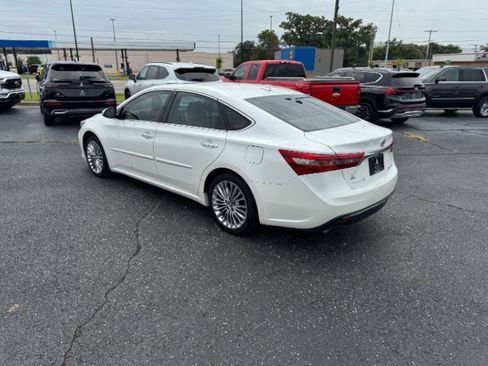 Used 2018 Toyota Avalon Limited w/ Protection Package FWD image 3