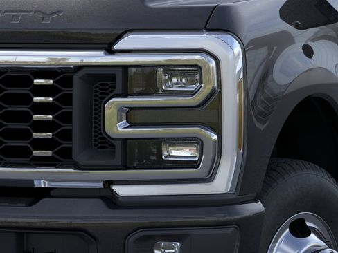 New 2026 Ford F350 Platinum AWD/4WD image 18