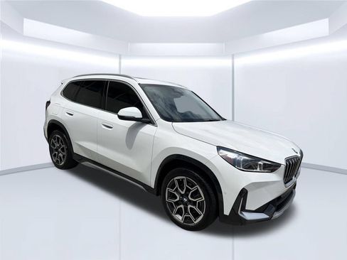 Used 2025 BMW X1 xDrive28i w/ Technology Package AWD/4WD image 9