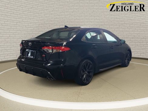Used 2024 Toyota Corolla SE FWD image 5