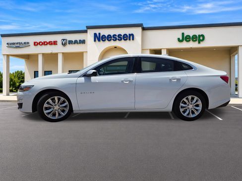 Used 2024 Chevrolet Malibu LT FWD image 4