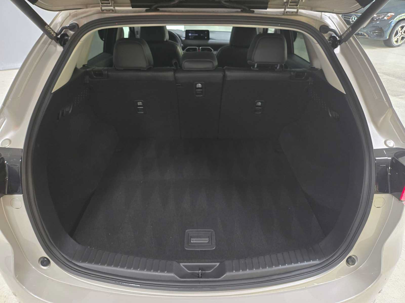 Used 2025 MAZDA CX-5 AWD 2.5 S w/ Premium Plus Pkg image 14