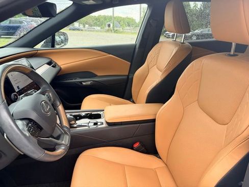 Used 2023 Lexus RX 350 Premium w/ Accessory Package FWD image 7