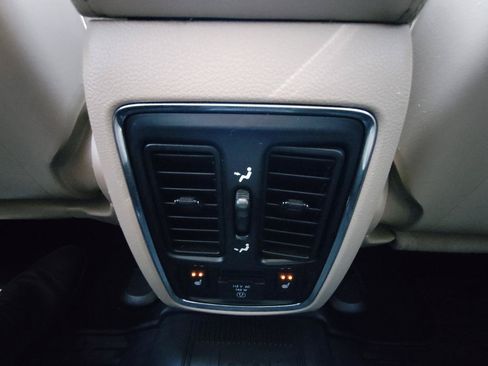 Used 2013 Jeep Grand Cherokee Limited w/ Mopar Chrome Edition Group RWD image 32