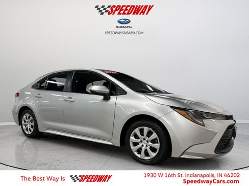 Used 2024 Toyota Corolla LE FWD image 1