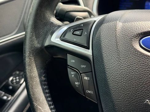 Used 2017 Ford Edge Titanium AWD/4WD image 10