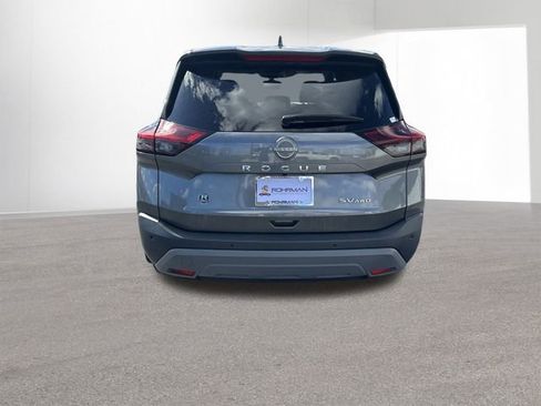 Certified 2022 Nissan Rogue SV image 5