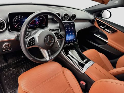 Used 2024 Mercedes-Benz C 300 Sedan image 7