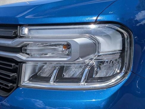 Used 2024 Ford Maverick Lariat FWD image 2