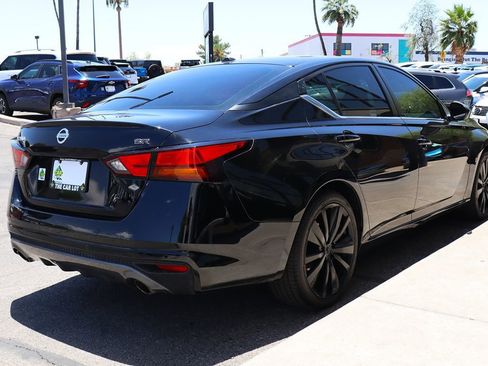Used 2021 Nissan Altima 2.5 SR FWD image 13