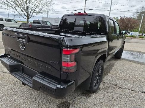 New 2026 Nissan Frontier SV w/ SV Convenience Package AWD/4WD image 9