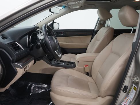 Used 2019 Subaru Outback 2.5i Limited image 16