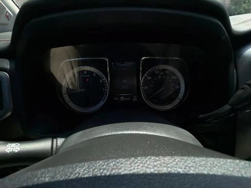 Used 2017 Nissan Titan Platinum Reserve AWD/4WD image 14