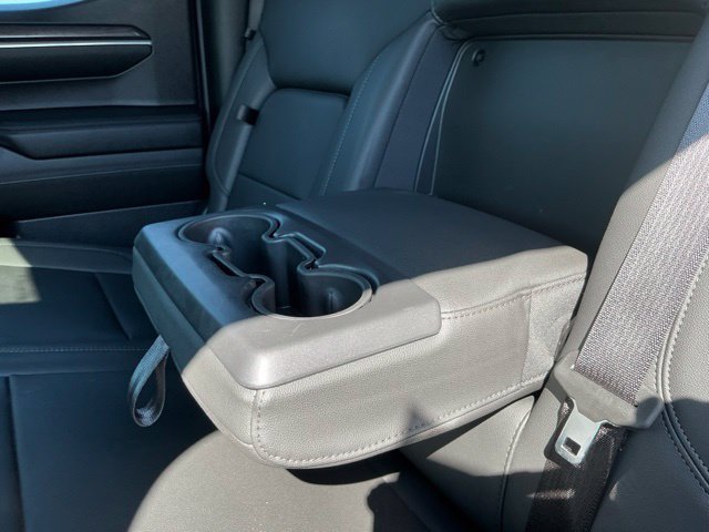 Used 2024 Chevrolet Silverado 1500 LTZ w/ LTZ Convenience Package II AWD/4WD image 37