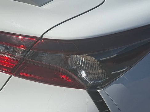 Used 2023 Toyota Camry SE image 9