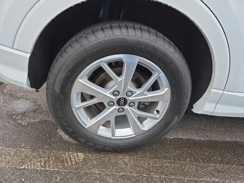 Used 2024 Audi Q3 2.0T Premium image 4