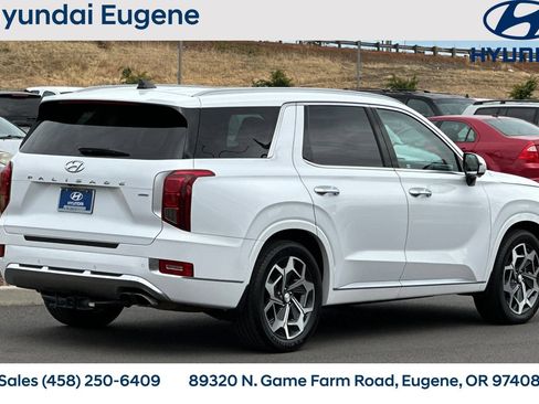 Used 2021 Hyundai Palisade Calligraphy w/ Winter Package AWD/4WD image 3