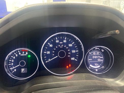 Used 2016 Honda HR-V EX image 19