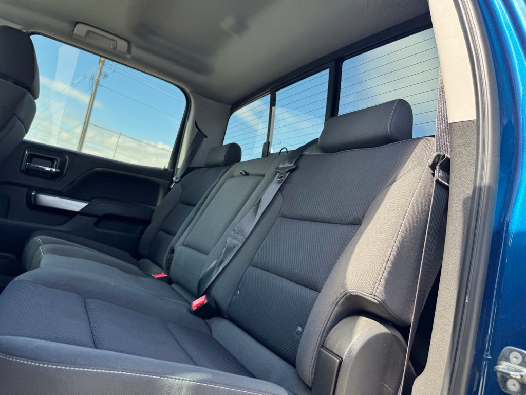 Used 2018 Chevrolet Silverado 1500 LT w/ All Star Edition AWD/4WD image 12