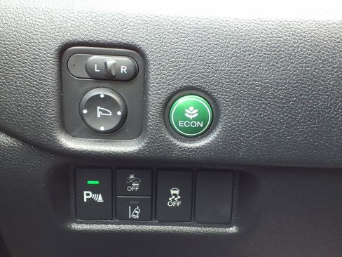 Certified 2025 Honda Passport EX-L image 30