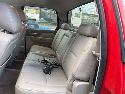 Used 2012 Chevrolet Silverado 2500 LTZ image 29