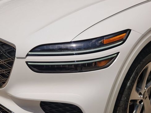 New 2026 Genesis GV70 2.5T Select AWD/4WD image 7