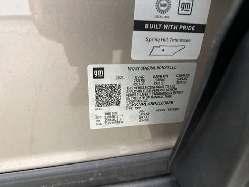 Used 2023 GMC Acadia SLE w/ Driver Convenience Package AWD/4WD image 11