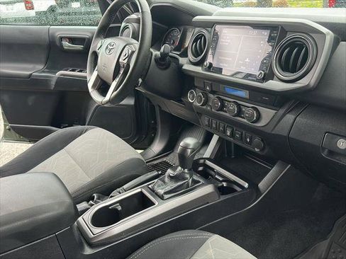 Certified 2021 Toyota Tacoma TRD Off-Road w/ Technology Package image 13
