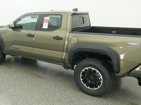 New 2026 Toyota Tacoma TRD Off-Road image 7