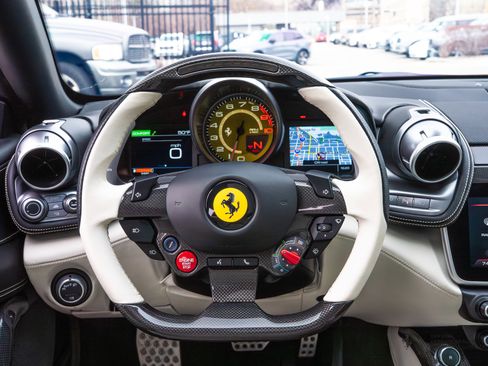 Certified 2020 Ferrari GTC4Lusso image 15