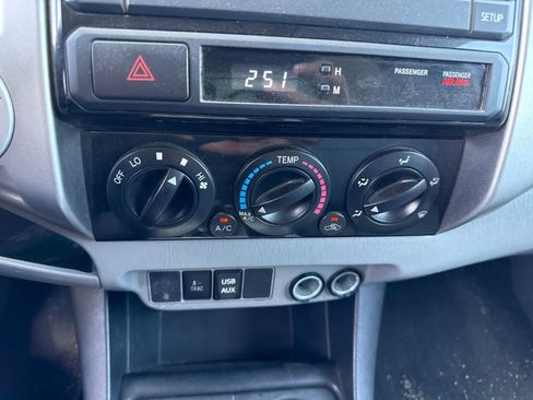 Used 2013 Toyota Tacoma 4x4 Double Cab w/ TRD Off-Road Pkg image 27
