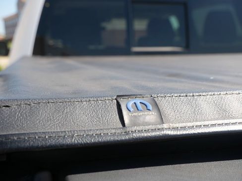 Used 2020 RAM 1500 Laramie AWD/4WD image 14