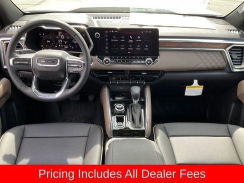 New 2026 GMC Canyon Denali AWD/4WD image 15