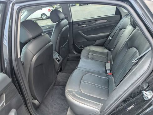 Used 2019 Hyundai Sonata Limited FWD image 9