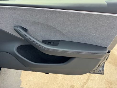 Used 2025 Tesla Model 3 Long Range RWD image 7