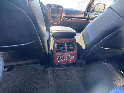 Used 2005 Acura MDX Touring image 11