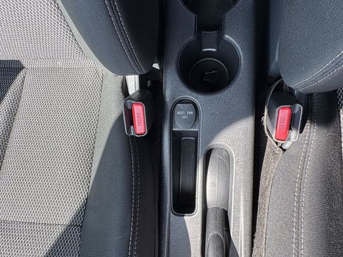 Used 2019 Nissan Versa SV FWD image 23