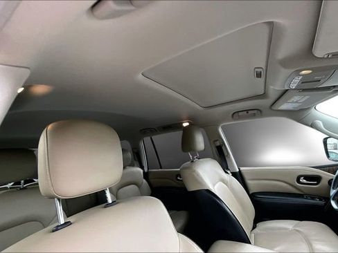 Used 2024 INFINITI QX80 Premium Select w/ Cargo Package image 20