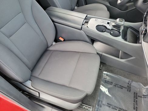 Used 2023 Nissan Rogue S FWD image 20