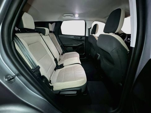 Certified 2022 Ford Escape SE AWD/4WD image 34