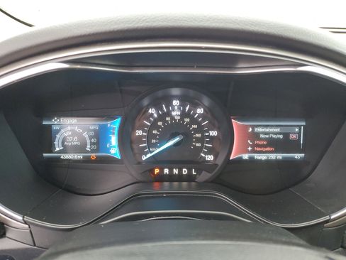 Used 2020 Ford Fusion SE image 23