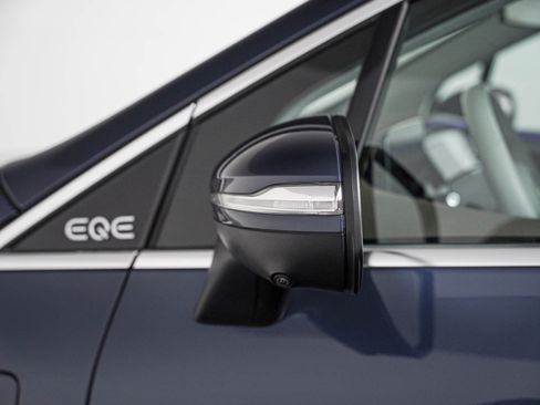 Certified 2023 Mercedes-Benz EQE 350+ SUV image 24