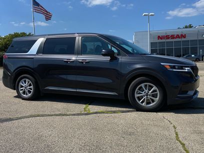 Used 2024 Kia Carnival LX