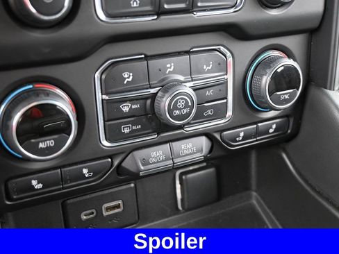 Used 2023 Chevrolet Suburban LT AWD/4WD image 22