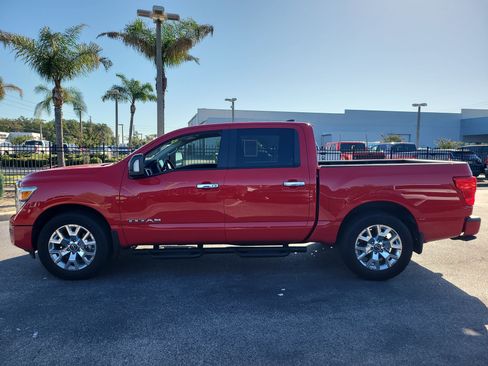 Used 2023 Nissan Titan SV w/ SV Convenience Package RWD image 7