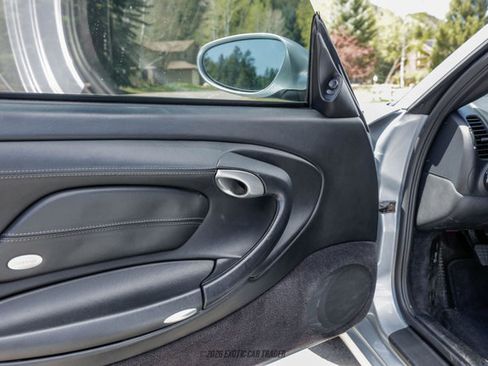 Used 2001 Porsche 911 Carrera 4 AWD/4WD image 23